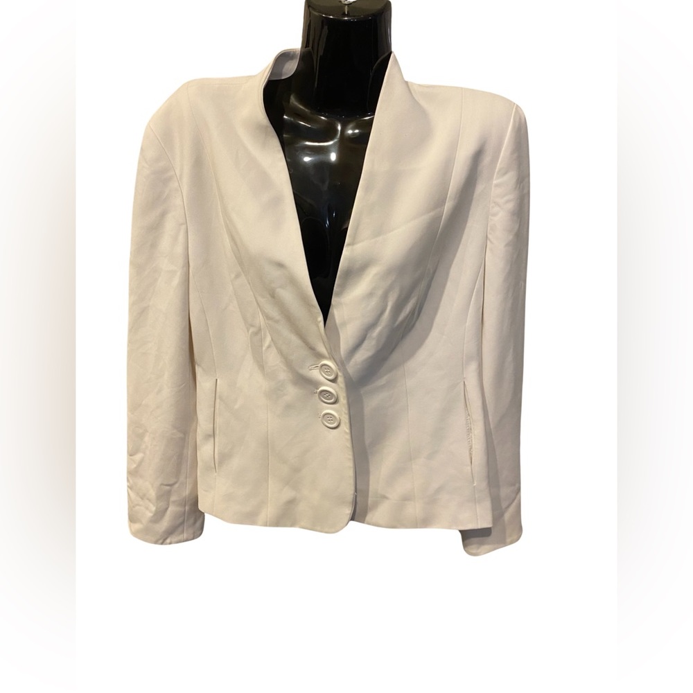 Jones New York Size 12 Button Front White Slit Pocketed Blazer